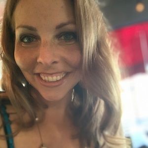 Meet your Posher, Mallory